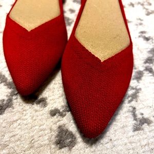 NWT Rothy’s Pointed Toe Flats in Chili Sz 7